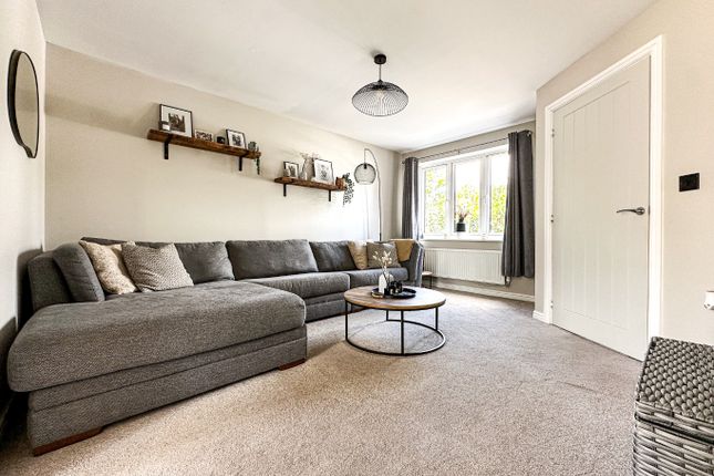 23 Hardys Close, Bathpool, Somerset photo 4