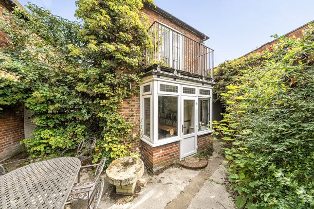 34, Oaten Hill, Kent photo 4