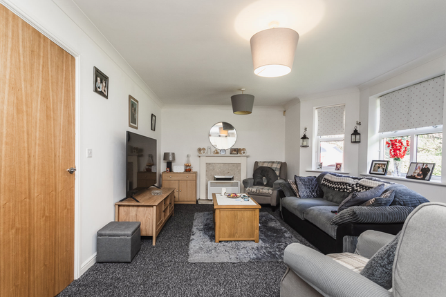 4, Bellmer Close, Barnsley photo 2
