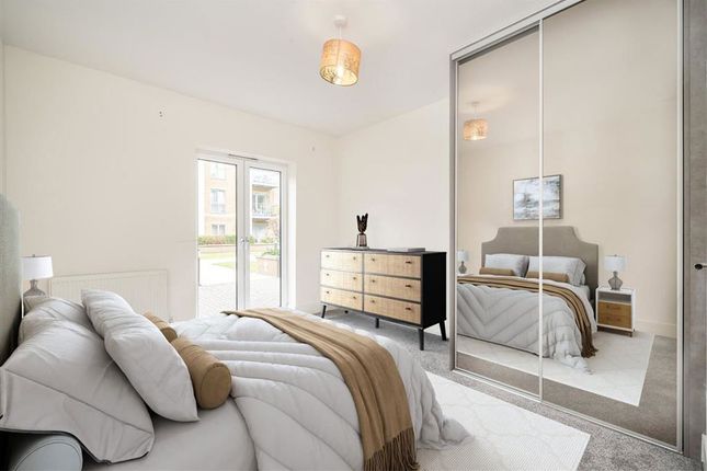 7 Needham Court, Blagrove Road, Teddington photo 4