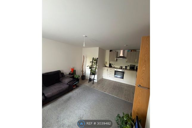 Apartment, St Georges Lodge Stamford St, Stalybridge photo 3