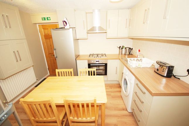 251, Salisbury Walk, London photo 5