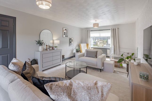 16 Buchanan Court, Bo'ness photo 2