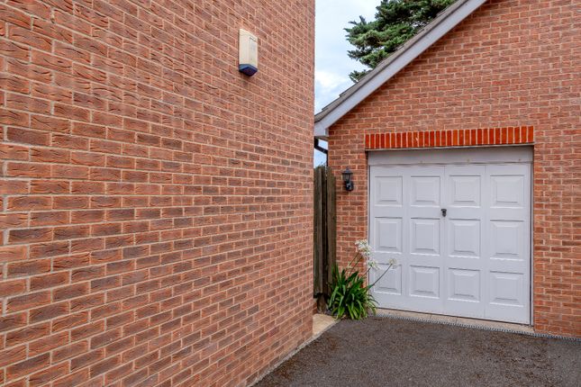 21, Benstead Close, King's Lynn photo 4