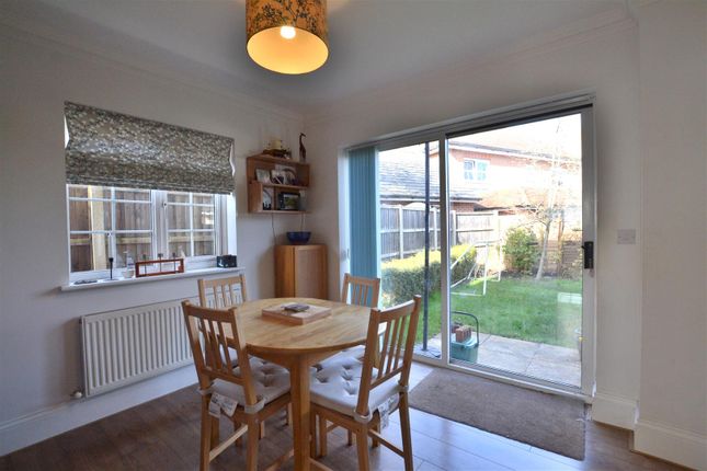 24, Falconer Road, Fleet photo 4