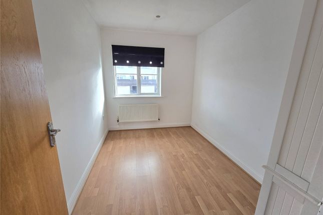 3, Martinique Way, Eastbourne photo 5
