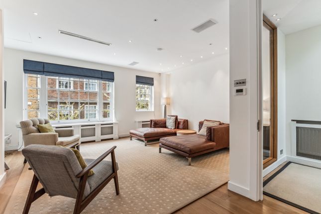 Thumbnail Mews house to rent in Belgrave Mews North, Belgrave Square