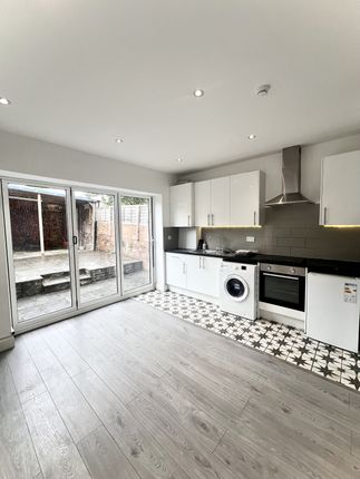 Thumbnail End terrace house to rent in Evesham Road, London