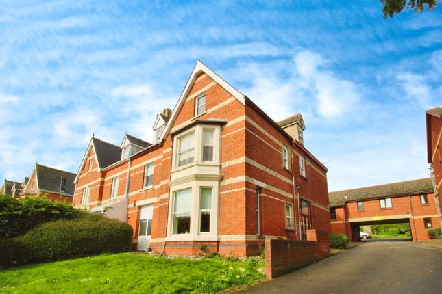 Thumbnail Penthouse for sale in Park Road, Barry