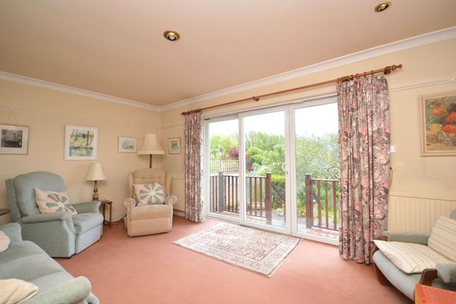 3 Seabrook Grove, Hythe photo 4