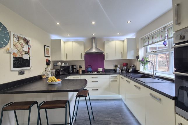 1, Flying Fields Road, Southam photo 3