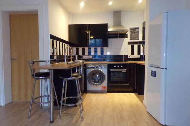 110B, Burnley photo 2