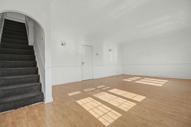 172a Hornchurch Road, Hornchurch photo 2