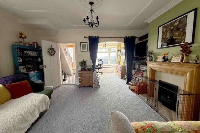 9 Highland Terrace, Pontarddulais, Swansea photo 5