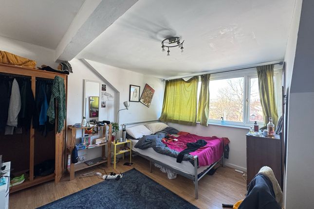 9 Ashville Road, Leeds photo 5