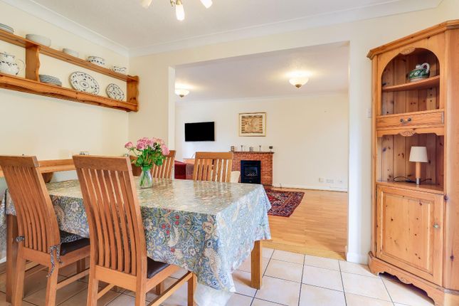 14, Dwyer Joyce Close, Histon, Cambridge photo 3