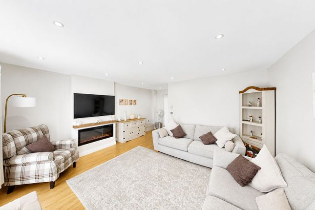 36 Abbeylea Drive, Bolton photo 2