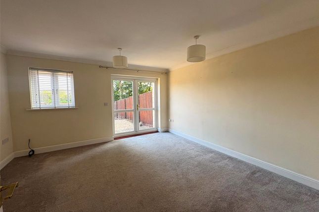 9, Arkell Gardens, Carterton photo 3