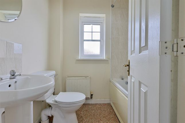 151, Chesters Avenue, Newcastle Upon Tyne photo 3