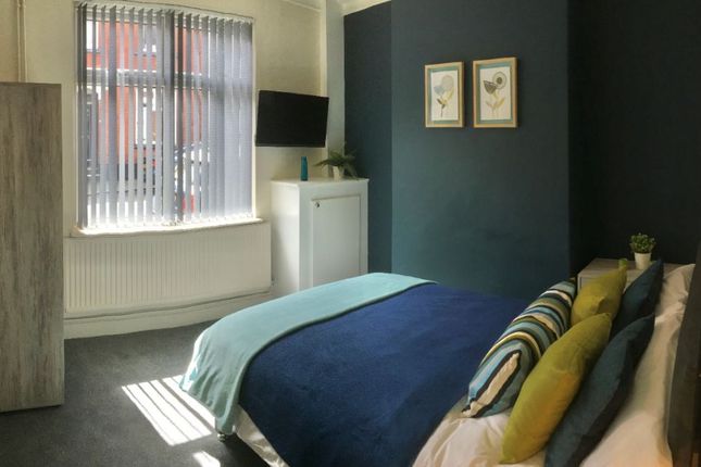 R1, 14 Oriel Street, Stoke-on-Trent photo 3