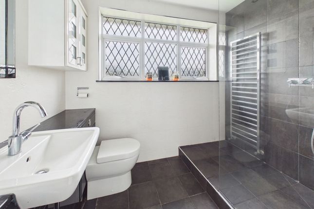 17 Hillfield Gardens, Nottingham photo 3