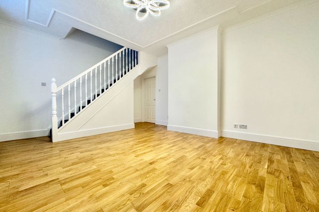63, Constarry Road, Glasgow photo 2