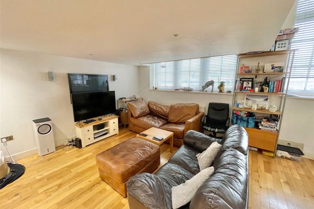 Flat for sale in North Road West, City Centre, Plymouth