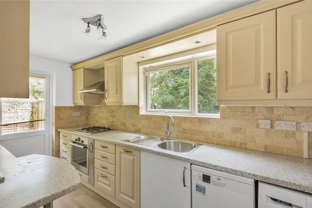 12, Mezen Close, Northwood photo 3