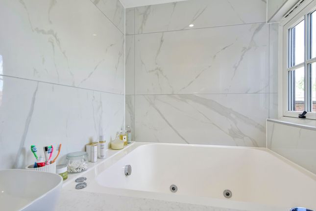 En-Suite View 2