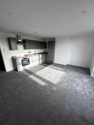 Flat to rent in Bournemouth Road, Parkstone, Poole