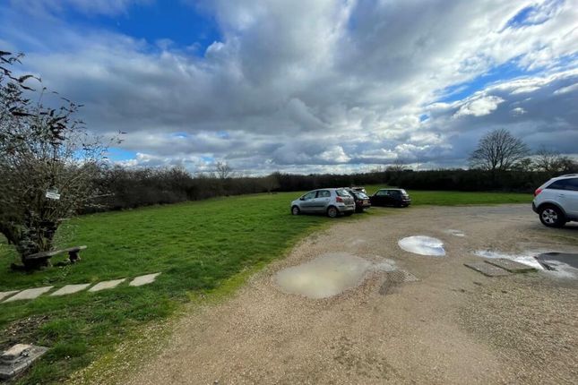 Knotwood Farm, Towcester Road, Milton Keynes photo 4