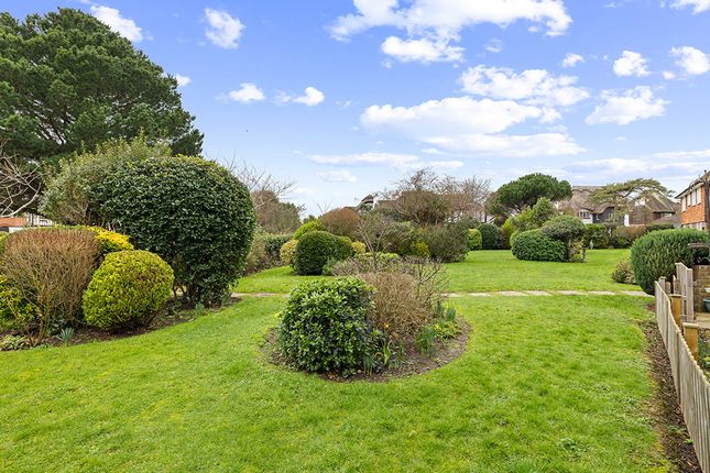 3, Tithe Barn Court, Aldwick Bay Estate,, Aldwick, West Sussex photo 4