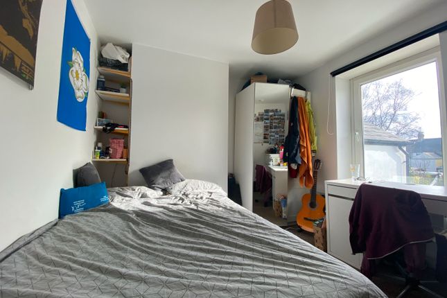 43, Planet Street, Cardiff photo 3