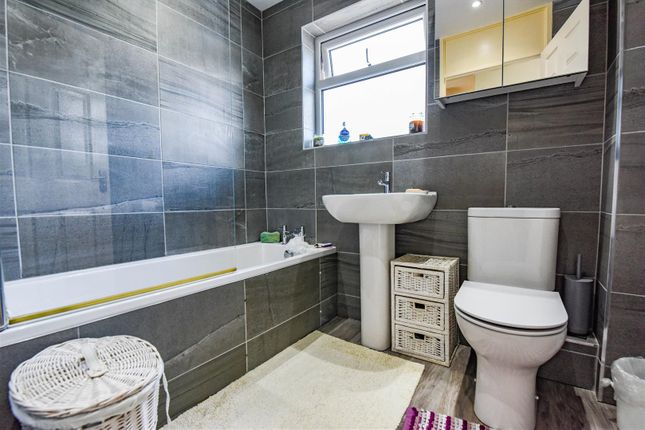 13, Nordown Road, Dursley photo 4