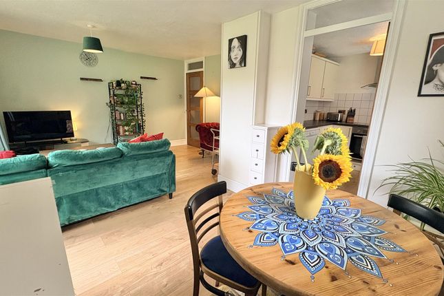 Flat 10, Stanley Court, Wake Green Park, Birmingham photo 3