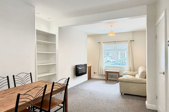 32 Odo Street, Swansea photo 2