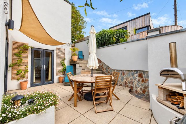 1, Brookdale Close, Brixham photo 3
