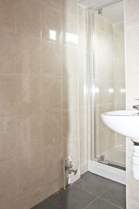 23, Roebuck Gate, Stevenage photo 4
