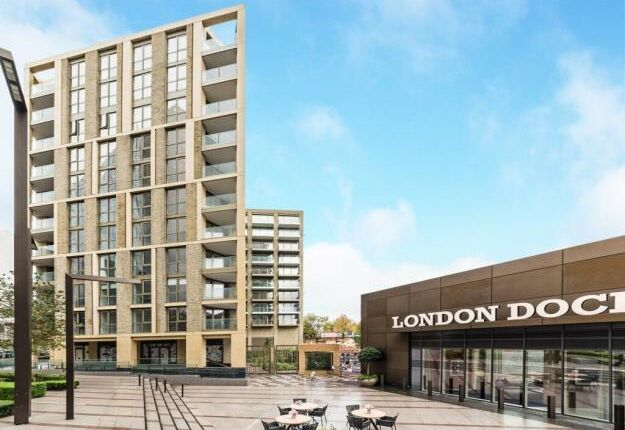 Thumbnail Flat to rent in Merino Gardens, London Dock, London