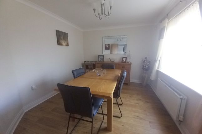5, Wallington Court, Spennymoor photo 3