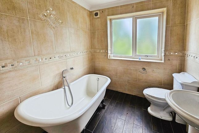 6, Perrystone Mews, Bedlington photo 4