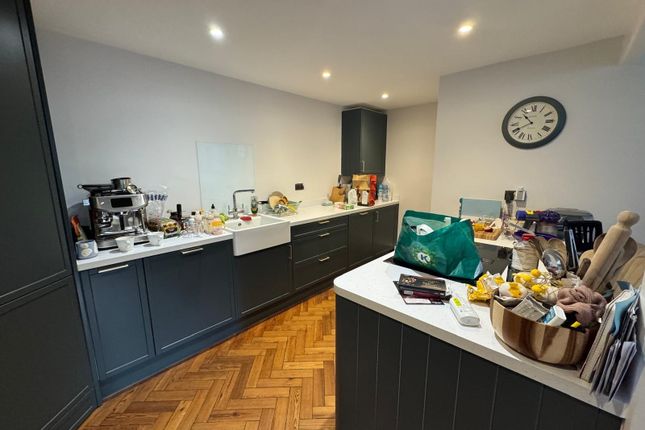 12, Harold Court, Faversham photo 5