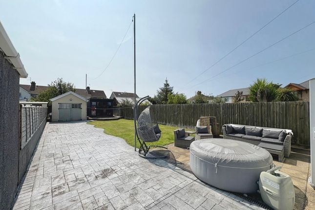 25, Miles Street, Llanelli photo 3