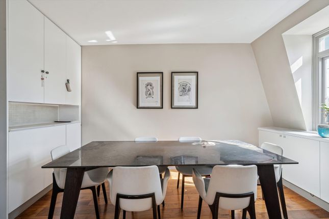 22, Lennox Gardens, London photo 4