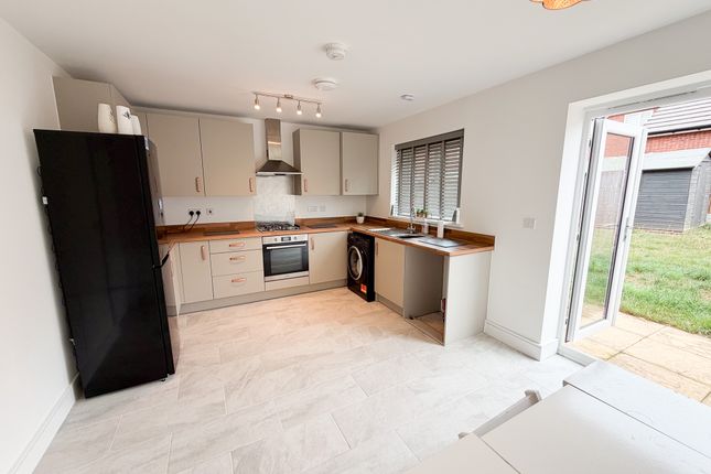 20, Rushton Lane, Stoke-on-Trent photo 2