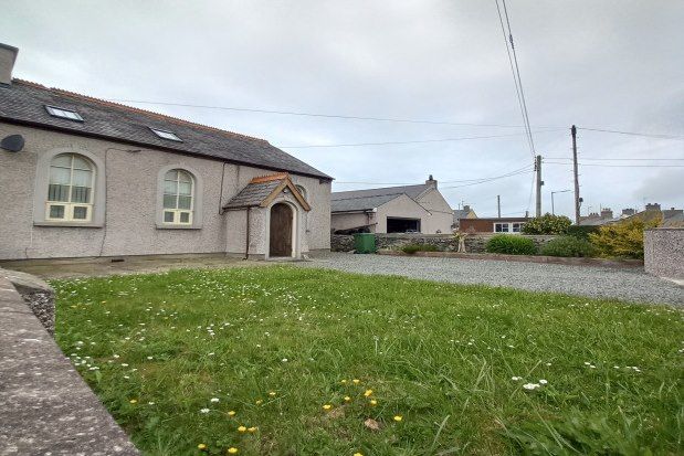 Thumbnail Semi-detached house to rent in Wesley Street, Bodedern, Holyhead