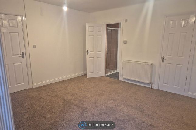 Lower Woodfield Road, Torquay photo 3