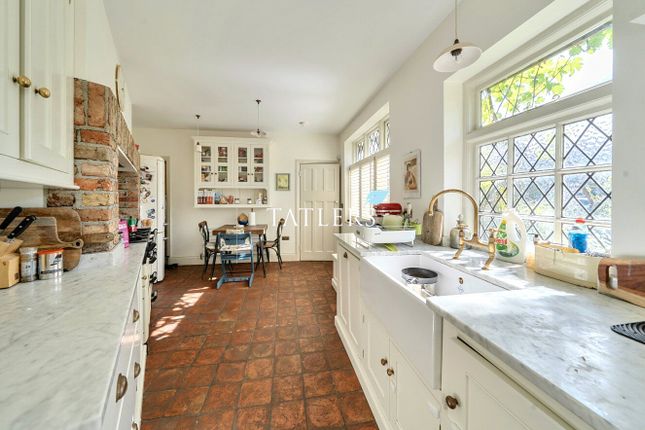 76, Grove Avenue, London photo 4