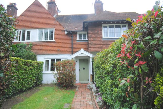 Thumbnail Terraced house to rent in Tally Road, Oxted