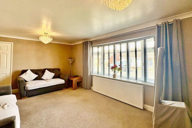 19, Pelham Close, Lincoln photo 3